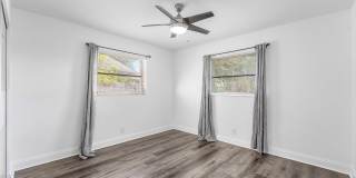 500 NE 48th Street Gallery 22