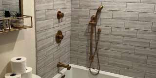 Golden Hill Living: Flexible 2BR Furnished or Unfurnished Options Gallery 13