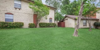 Forest Oaks Gallery 13