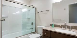Traditional Single Family with Spacious Yard! Gallery 25