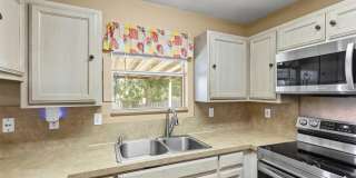 1107 Lynnwood Court Gallery 16
