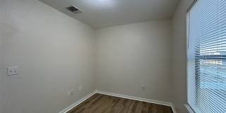 10527 HUNTERS POND Gallery 18
