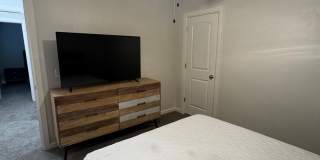 Furnished 3 bedroom, 2.5 bathroom, 2 car garage Gallery 26