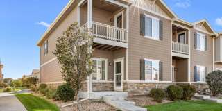 3 Bedroom 3 Bath Townhouse in Longmont Gallery 1
