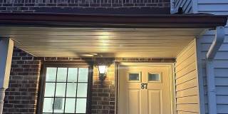 225 W Leeds Ave Gallery 1