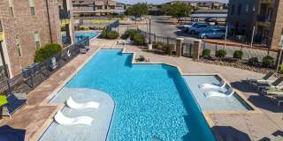 Anatole on Briarwood Gallery 39