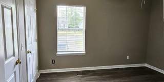 Spacious 4 Bedroom 2.5 bath in Hixson, TN 37343 Gallery 13
