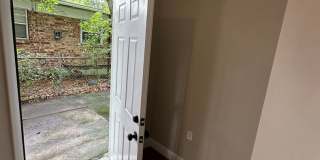 **4/2 BR Single Family home : Available Now Gallery 22