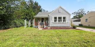 Adorable 2 Bedroom Home Gallery 1