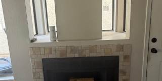 2 Bedroom 2 bath private enclosed yard for Gallery 29