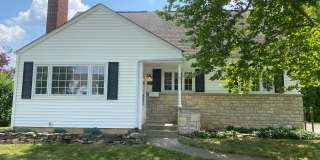 3 Bedroom 1.5 Bathroom Single Family Home in Upper Arlington. OH Gallery 1