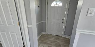 Charming 3-bedroom, 1-bath bungalow in Warren Gallery 3