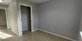 Home near FLW! Gallery 18