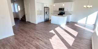 5 Bedroom Home in Little Valley- Pets Negotiable/Move in Special! Gallery 7
