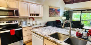 Spacious 2BR/2BA Condo with Garden View – Steps from the Ocean Gallery 39