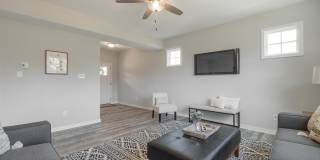 9344 Staples Mill Road Gallery 13