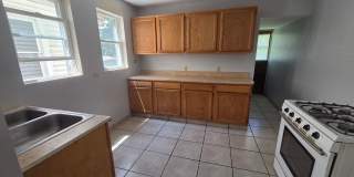 Lower 2 bedroom unit. Gallery 1