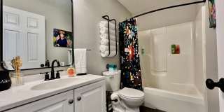 Fully Furnished Home with great location Gallery 15