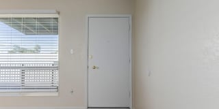 7141 N 16th Street Gallery 3