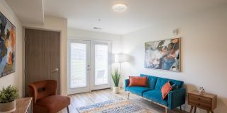 Jenny Wren Place Gallery 1