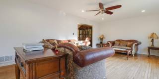 32 Eileen Way Gallery 8