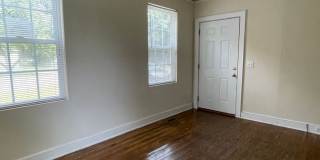 JUST REDUCED! Walk to the Stadium-Olympia! Gallery 6