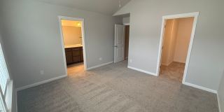 Four Seasons Crossing 11001-11037 Four Seasons Crossing 11001-11037 Gallery 15