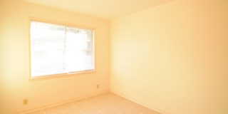 2006 S 49th St Gallery 11