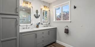 1850 Shore Boulevard Gallery 19