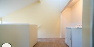 Remodeled 3 Bedroom Townhouse | Private Patio | Washer/Dryer Gallery 9