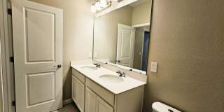 Coming Soon! Gorgeous Townhome For Rent in Horizon West Winter Garden  just west of Disney off the 429 located in the Highland Ridge subdivision! Gallery 26