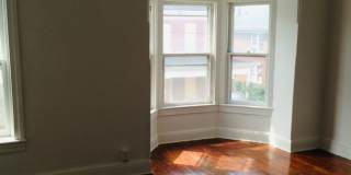Spacious 3 bedroom 1 Bath - York City SD Gallery 5