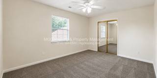1841-1847 NE Knollbrook St Gallery 16