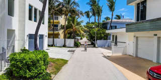 309 Oak St Gallery 87