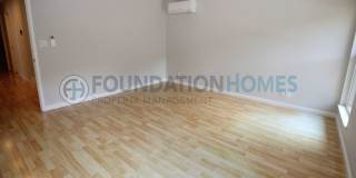 SPACIOUS 5BR HOME WITH MULTIPLE DECKS, FIREPLACE, UPDATED KITCHEN- FOUNDATION Gallery 25
