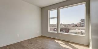 Hamburg Street Gallery 12