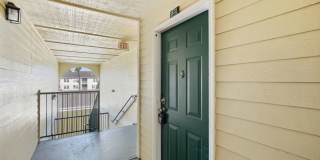 Spacious 2-Bedroom Condo with Sunroom & Resort-Style Amenities! Gallery 3