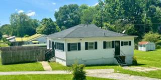 Charming Renovated Home with Private Pool! Gallery 1