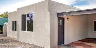 1017 E. West Circle Dr. 1017 E. West Circle Dr. Gallery 6
