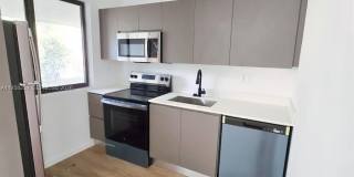 753 NW 30th St Gallery 1