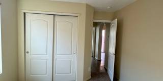 3 bed 2 bath home in Huning Ranch! Gallery 11
