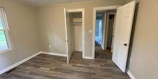 Room in 3 Bedroom Home at Glory St Gallery 21