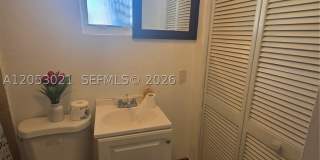19631 NE 12th Ct Gallery 3