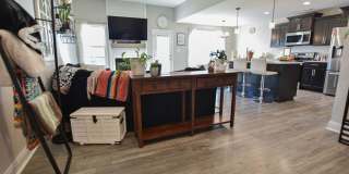 Pet Friendly Three Bedroom! Gallery 3