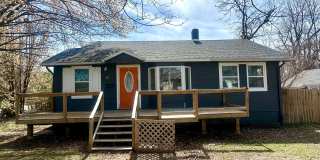 Spacious 4 Bed Home Near Bass Pro with Detached Garage  Fenced Yard Gallery 1