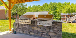 Lindsey Manor Apartments Gallery 19