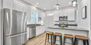 Newly Renovated 2 Bed, 2.5 Bath Furnished Home in Columbus Gallery 14