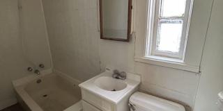2121 W. Brown Street, Milwaukee - 3 Bedroom House Gallery 4