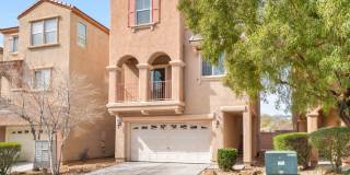 Flexible Three-Story Gated Home with Mountain Views  Modern Kitchen! Gallery 1