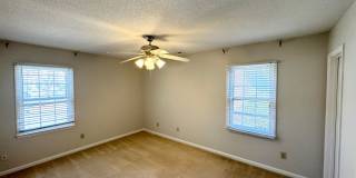 3 BR 2 Bath Townhome Gallery 18